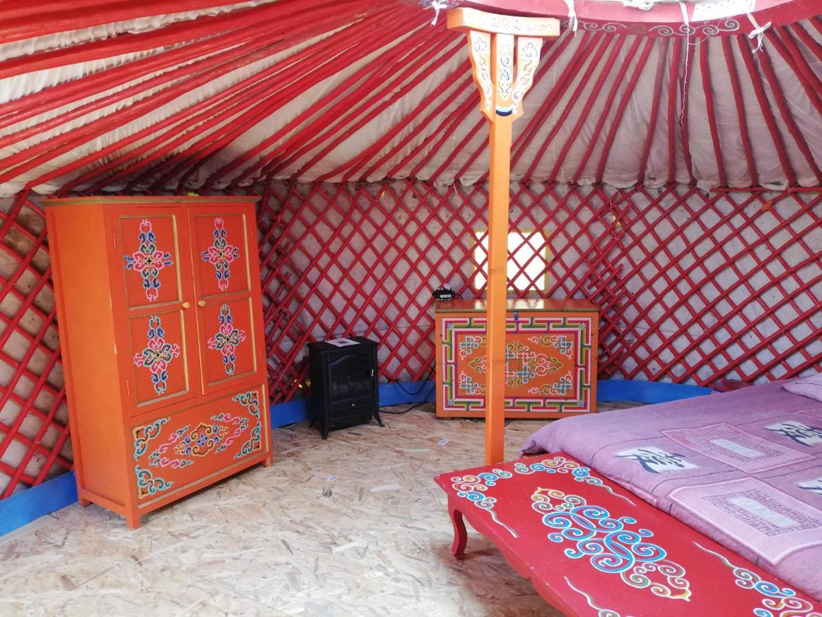 Yourte Mongole Veritable Montcaret Exteriér fotografie